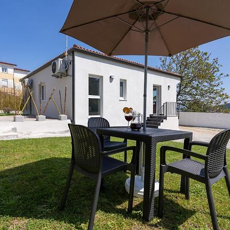 Solpor Galitrips - Apartamentos Corcubión Kültér fotó