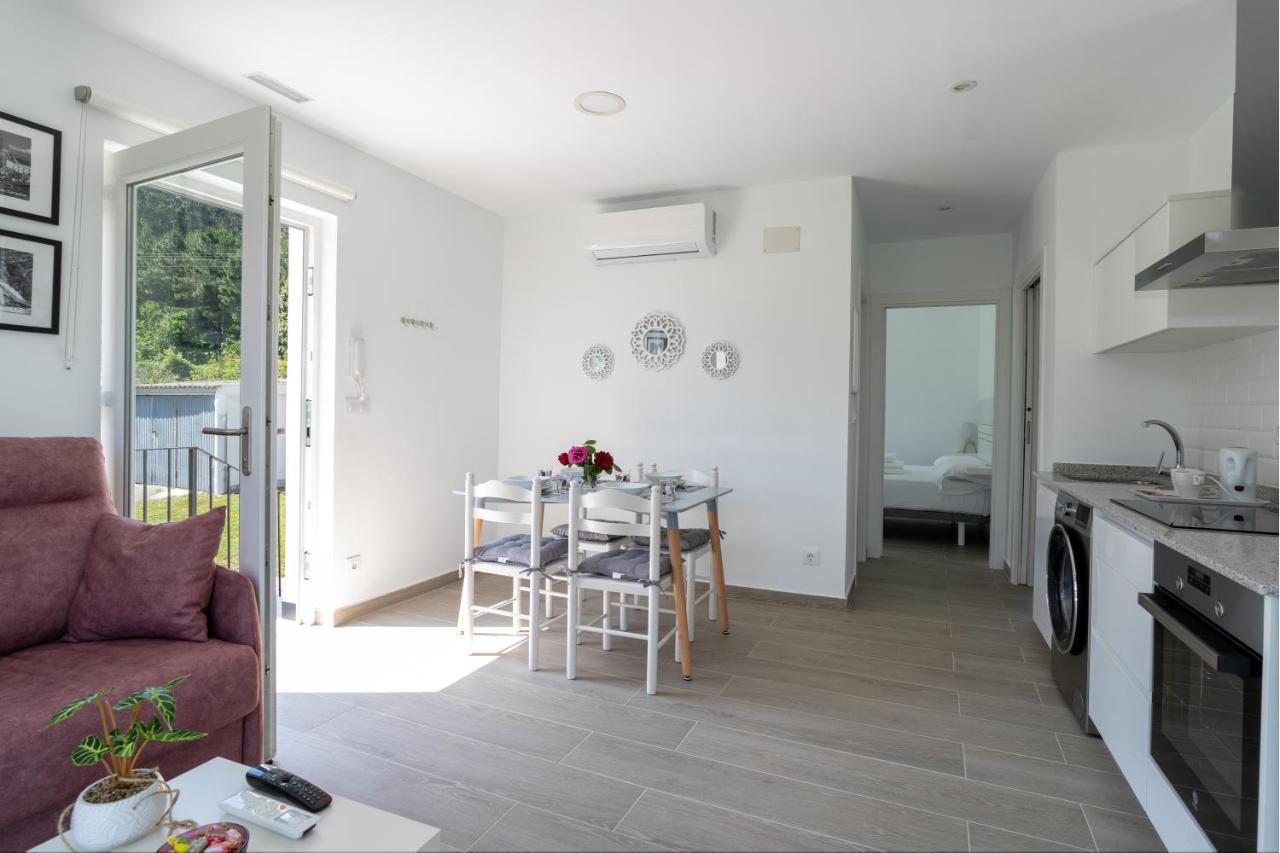 Solpor Galitrips - Apartamentos Corcubión Kültér fotó
